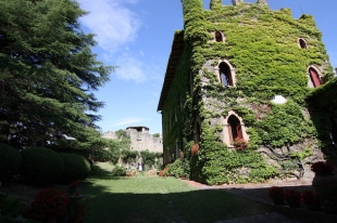 Borgo e Castello di Monfestino (ER)